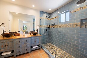 Starlight Estate by Avantstay 20 People Architectual Mansion w Pool Te