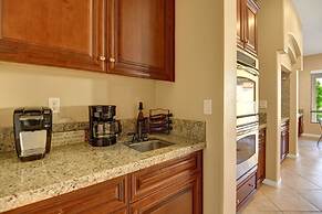 Songbird by Avantstay Pool Spa Firepit Tons of Outdoor Seating