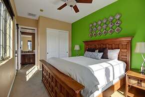 Songbird by Avantstay Pool Spa Firepit Tons of Outdoor Seating