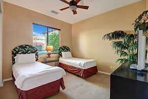 Songbird by Avantstay Pool Spa Firepit Tons of Outdoor Seating