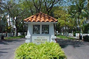 Bahamian Reed by Avantstay Walk to Everything w Community Pool Week Lo