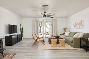 Asteroid by Avantstay Unique Ranch Retreat Just Outside Joshua Tree Pe