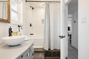 Asteroid by Avantstay Unique Ranch Retreat Just Outside Joshua Tree Pe