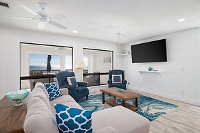 Destiny on the Sand by Avantstay Direct Beach Access Bbq on Large Ocea