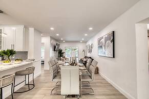 Turtle Nest by Avantstay Near Downtown Beaches - Chic FL Escape