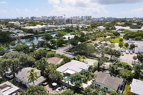 Turtle Nest by Avantstay Near Downtown Beaches - Chic FL Escape