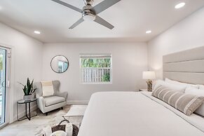 Turtle Nest by Avantstay Near Downtown Beaches - Chic FL Escape