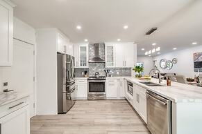 Turtle Nest by Avantstay Near Downtown Beaches - Chic FL Escape