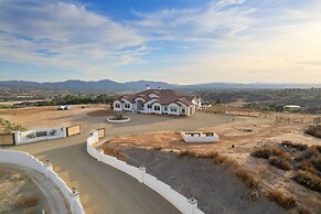 Pinot Point by Avantstay Massive Estate 10 Mins From Temecula Wineries