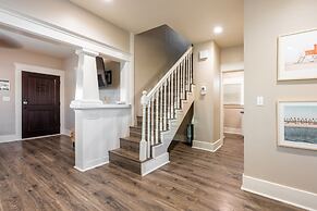 Sea Sight by Avantstay Walk to Newport Beach