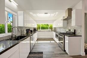 Catalina by Avantstay Fully Remodeled Palm Springs Haven Pool Permit 3
