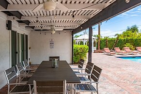 Catalina by Avantstay Fully Remodeled Palm Springs Haven Pool Permit 3