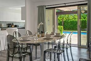 Catalina by Avantstay Fully Remodeled Palm Springs Haven Pool Permit 3