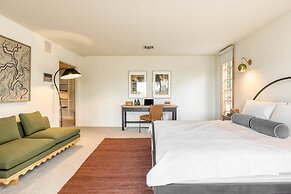 Dume Point by Avantstay Tennis Pool in Malibu