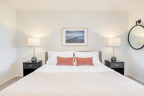 Dume Point by Avantstay Tennis Pool in Malibu