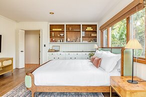 Dume Point by Avantstay Tennis Pool in Malibu