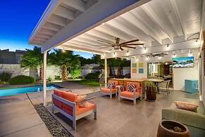 Biskra by Avantstay Classic Palm Springs Getaway W Outdoor Living Pool