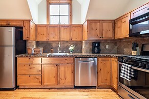 Riverwatch by Avantstay Deschutes in Your Yard