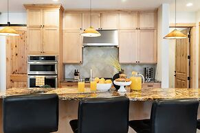 Riverwatch by Avantstay Deschutes in Your Yard