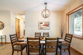 Riverwatch by Avantstay Deschutes in Your Yard