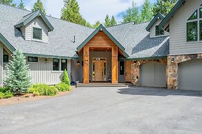 Riverwatch by Avantstay Deschutes in Your Yard