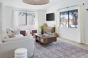 Carmella by Avantstay Modern Jtree Home w Large Outdoor Area