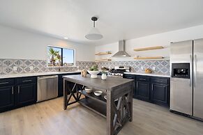 Carmella by Avantstay Modern Jtree Home w Large Outdoor Area