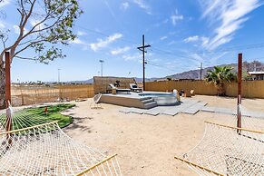 Carmella by Avantstay Modern Jtree Home w Large Outdoor Area