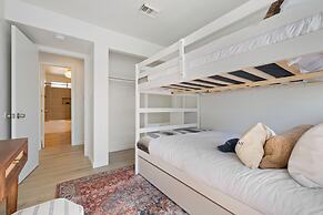 Carmella by Avantstay Modern Jtree Home w Large Outdoor Area