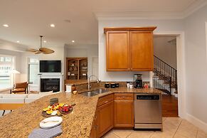 Beachwalk by Avantstay Hilton Head Oasis Steps From Singleton Beach