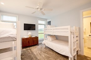 Beachwalk by Avantstay Hilton Head Oasis Steps From Singleton Beach