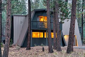 Alder by Avantstay Moody Retreat Patio Hot Tub in Sunriver