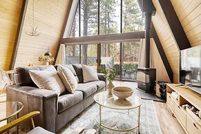 Alder by Avantstay Moody Retreat Patio Hot Tub in Sunriver