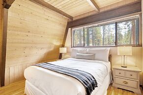 Alder by Avantstay Moody Retreat Patio Hot Tub in Sunriver