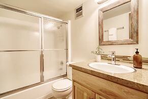 Alder by Avantstay Moody Retreat Patio Hot Tub in Sunriver