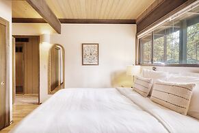 Alder by Avantstay Moody Retreat Patio Hot Tub in Sunriver