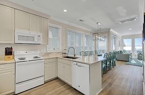 131 Grand Pavilion by Avantstay Oceanfront On The Boardwalk