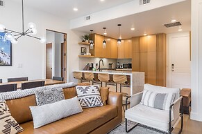 Slope Sight by Avantstay A Location w Hot Tub