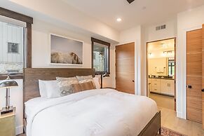 Slope Sight by Avantstay A Location w Hot Tub