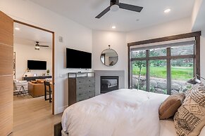 Slope Sight by Avantstay A Location w Hot Tub