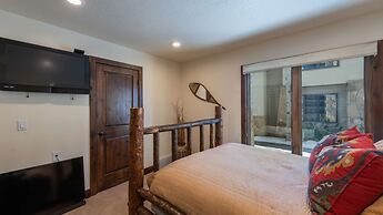 Jupiter Peak by Avantstay Near Deer Valley Base w Hot Tub