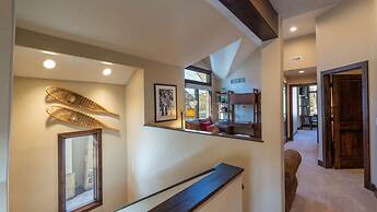 Jupiter Peak by Avantstay Near Deer Valley Base w Hot Tub