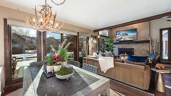 Jupiter Peak by Avantstay Near Deer Valley Base w Hot Tub