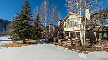 Jupiter Peak by Avantstay Near Deer Valley Base w Hot Tub