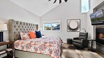 Powder Pointe by Avantstay Minutes From Base Village