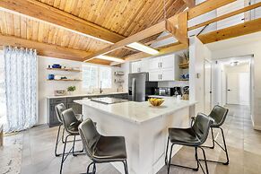 Maxwell by Avantstay 15min to Village Slopes