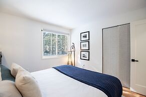 Maxwell by Avantstay 15min to Village Slopes