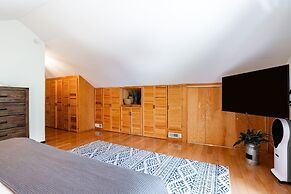 Maxwell by Avantstay 15min to Village Slopes