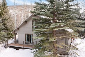 Maxwell by Avantstay 15min to Village Slopes