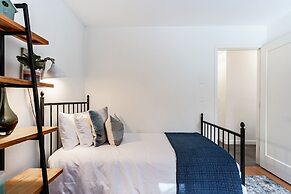 Maxwell by Avantstay 15min to Village Slopes